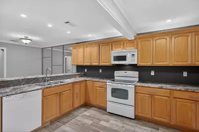 1215 Hi Stirrup #126, Horseshoe Bay, TX 78657 - Photo 10