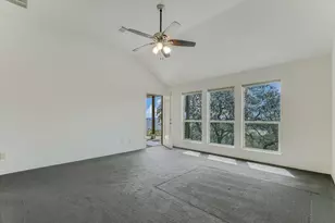 851 Stone Mountain Dr, Marble Falls, TX 78654 - Photo 14