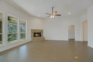 851 Stone Mountain Dr, Marble Falls, TX 78654 - Photo 4