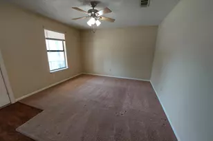 902 Lewis, Burnet, TX 78611 - Photo 2