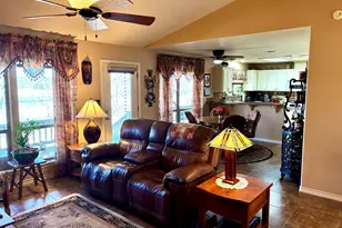 110 Turkey Run, Meadowlakes, TX 78654 - Photo 4