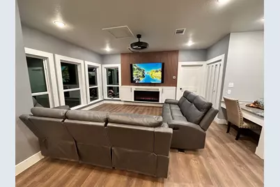 190 Clear Creek Drive, Burnet, TX 78628 - Photo 6