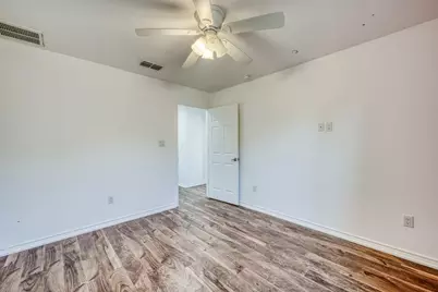 4308 Twin Oaks Drive, Cottonwood Shores, TX 78657 - Photo 18