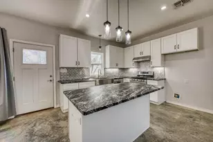 4308 Twin Oaks Dr, Cottonwood Shores, TX 78657 - Photo 8