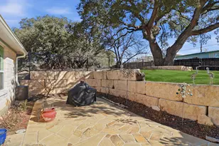127 Hidden Oaks Dr, Kingsland, TX 78639 - Photo 16