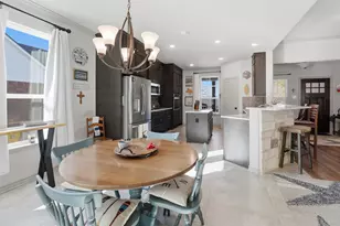 127 Hidden Oaks Dr, Kingsland, TX 78639 - Photo 6