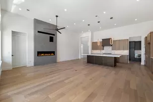 103 Via Roma Ct, Horseshoe Bay, TX 78657 - Photo 6