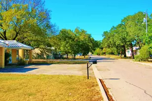 800 S Vanderveer, Burnet, TX 78611 - Photo 26