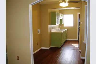 800 S Vanderveer, Burnet, TX 78611 - Photo 6