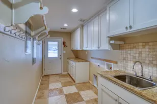 109 Pecan Orchard Ln, Marble Falls, TX 78654 - Photo 10