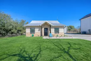 308 Oak Dr, Kingsland, TX 78639 - Photo 1