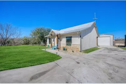 308 Oak Dr, Kingsland, TX 78639 - Photo 2