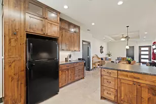 1111 A Cedar Dr, Marble Falls, TX 78654 - Photo 6