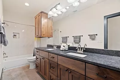 1111 A Cedar Dr, Marble Falls, TX 78654 - Photo 14