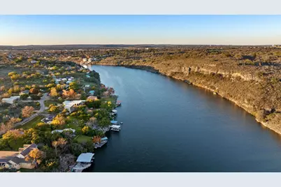 1204 Los Escondidos Street, Marble Falls, TX 78654 - Photo 16