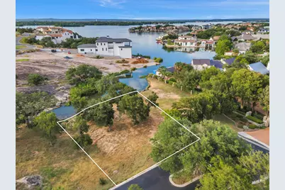 108 Moon Isle, Horseshoe Bay, TX 78657 - Photo 2