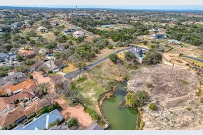 108 Moon Isle, Horseshoe Bay, TX 78657 - Photo 12