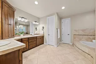 126 Foxwood Trail, Marble Falls, TX 78654 - Photo 14