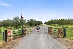 210 Levon Ln, Burnet, TX 78611 - Photo 6