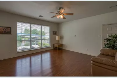 521 E Briarway Drive, Granite Shoals, TX 78654 - Photo 16