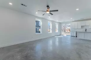 1010 E Marble St, Burnet, TX 78611 - Photo 2