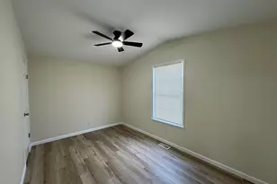 128 Apache Dr, Burnet, TX 78611 - Photo 10