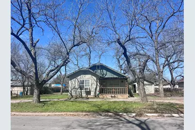 606 E Jackson Street, Burnet, TX 78611 - Photo 2