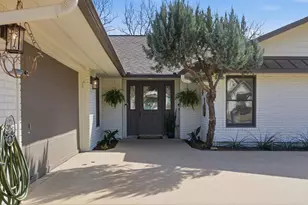 417 Olympia Fields, Meadowlakes, TX 78654 - Photo 2