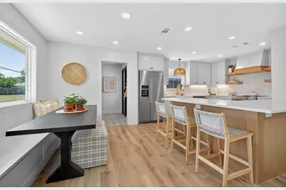 202 Stadium View, Marble Falls, TX 78654 - Photo 12