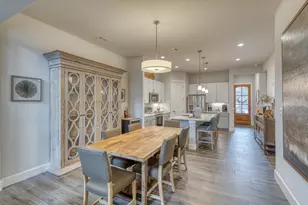 212 Tuscan Dr, Horseshoe Bay, TX 78657 - Photo 8