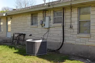 1502 Sherrard, Burnet, TX 78611 - Photo 6