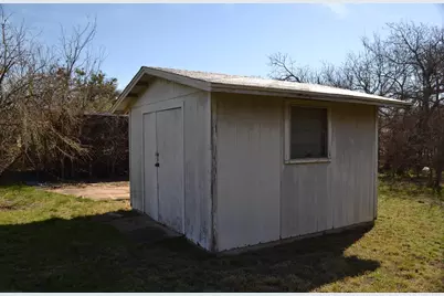 1502 Sherrard, Burnet, TX 78611 - Photo 4