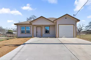 1858 Mosswood, Kingsland, TX 78639 - Photo 1