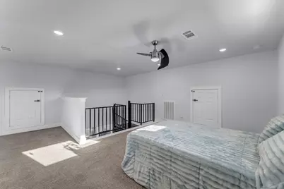 520 E Island Drive, Bluffton, TX 78607 - Photo 22