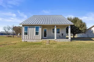 520 E Island Dr, Bluffton, TX 78607 - Photo 26