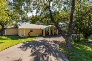 301 Stewart St, Meadowlakes, TX 78654 - Photo 30