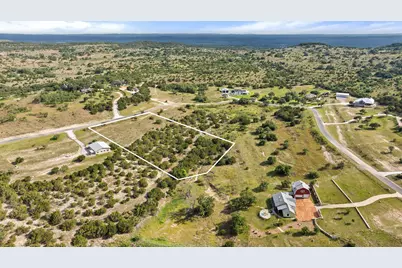 328 Cedar Mountain Dr, Spicewood, TX 78654 - Photo 10