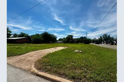 1300 E Sandstone, Llano, TX 78643 - Photo 2