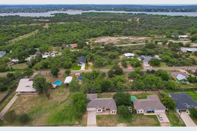 121 W Cedar Street, Granite Shoals, TX 78654 - Photo 26