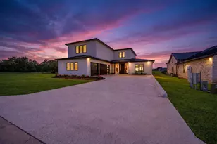 110 Clearwater Dr, Kingsland, TX 78639 - Photo 2