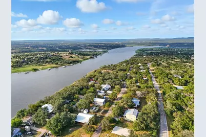 122 Ridge Drive, Spicewood, TX 78669 - Photo 2