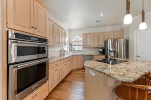 356 Mahan St, Meadowlakes, TX 78654 - Photo 12