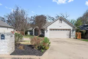 356 Mahan St, Meadowlakes, TX 78654 - Photo 2