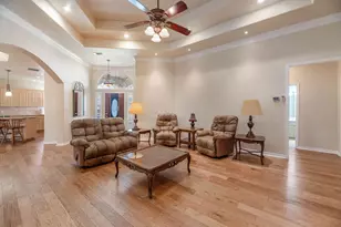 356 Mahan St, Meadowlakes, TX 78654 - Photo 6