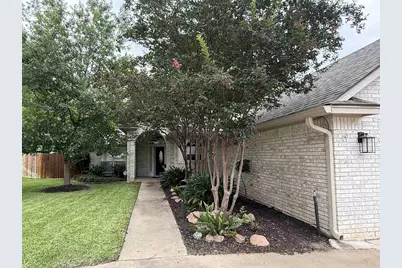 356 Mahan Street, Meadowlakes, TX 78654 - Photo 2