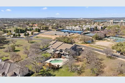 207 Free Rein, Horseshoe Bay, TX 78657 - Photo 28