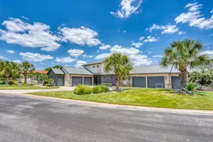 116 Wennmohs Pl, Horseshoe Bay, TX 78657 - Photo 2