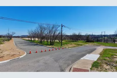 006 Walden Way, Llano, TX 78643 - Photo 6