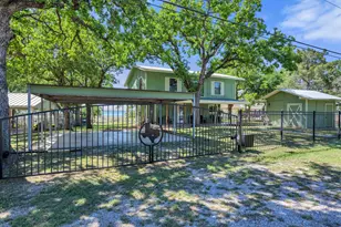 206 S Chaparral, Burnet, TX 78611 - Photo 2