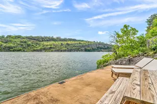 702 Los Escondidos, Marble Falls, TX 78654 - Photo 26